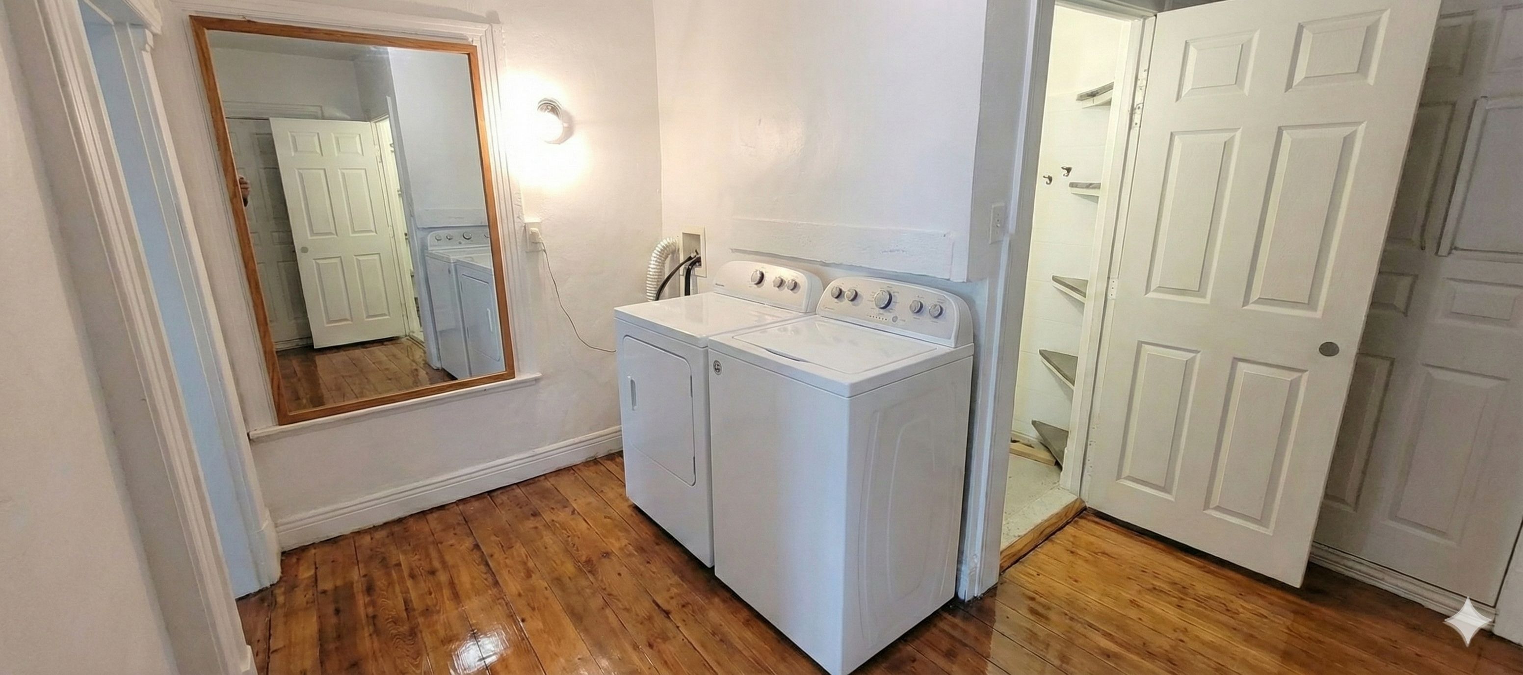 Student Rooms for Rent in Longueuil - Fully furnished | All-inclusive | 3-minute walk to campus | 1618086175