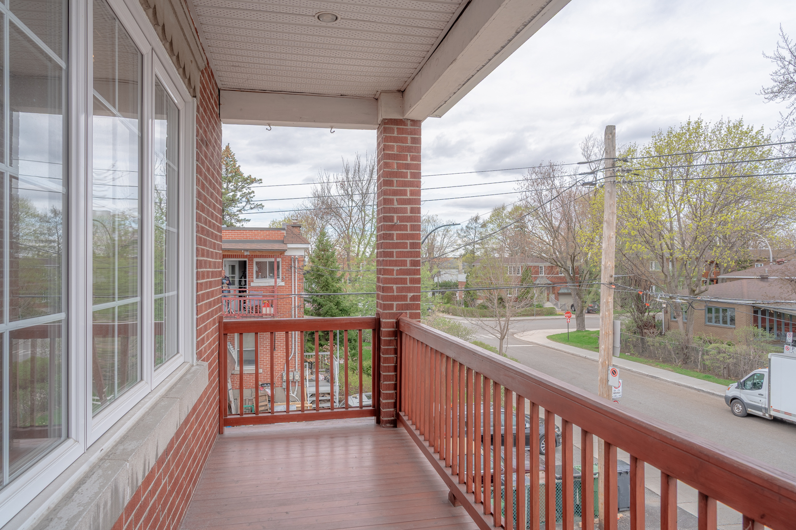 6 ½ (4 CHAMBRES) - À QUELQUES MINUTES DE MARCHE DU MÉTRO DU COLLÈGE - RÉNOVÉ EN 2025 / 6 ¼ (4 BEDROOMS) – FEW MINUTES FROM METRO DU COLLEGE - RENOVATED IN 2025 | 1443569434
