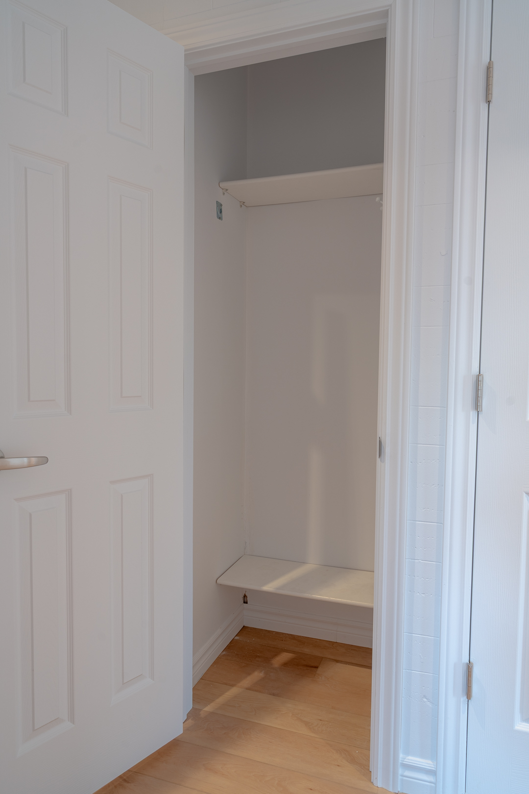 6 ½ (4 CHAMBRES) - À QUELQUES MINUTES DE MARCHE DU MÉTRO DU COLLÈGE - RÉNOVÉ EN 2025 / 6 ¼ (4 BEDROOMS) – FEW MINUTES FROM METRO DU COLLEGE - RENOVATED IN 2025 | 1443569434