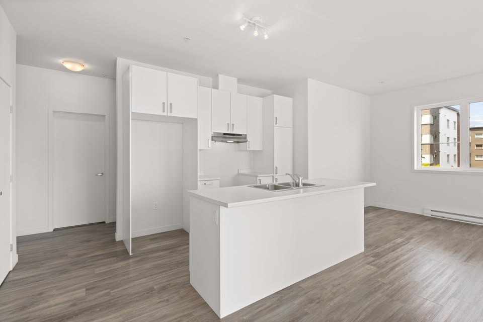 Vivez dans un magnifique appartement de style condo.  | 526976181