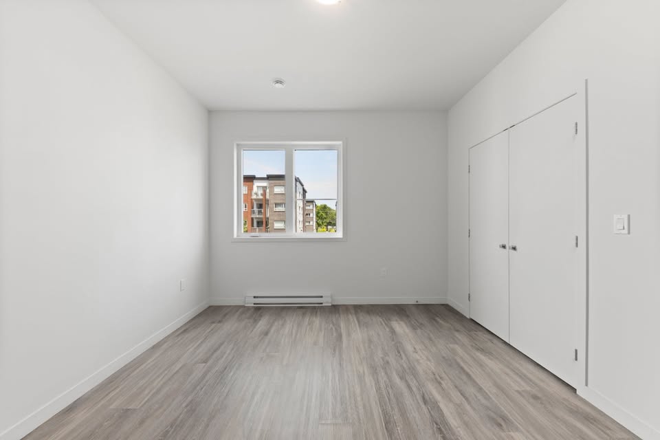 Vivez dans un magnifique appartement de style condo.  | 526976181