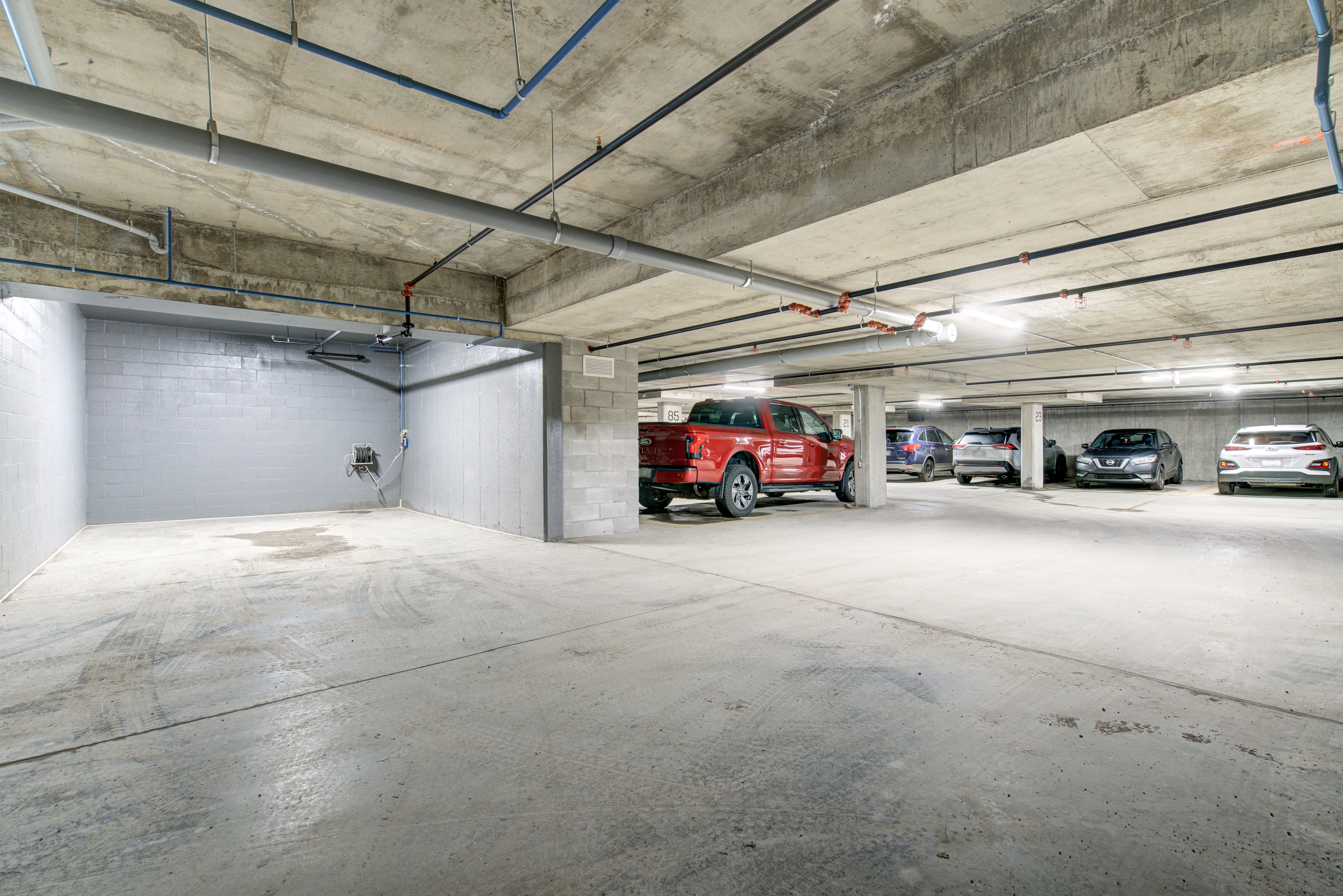 Vivez dans un magnifique appartement de style condo.  | 526976181