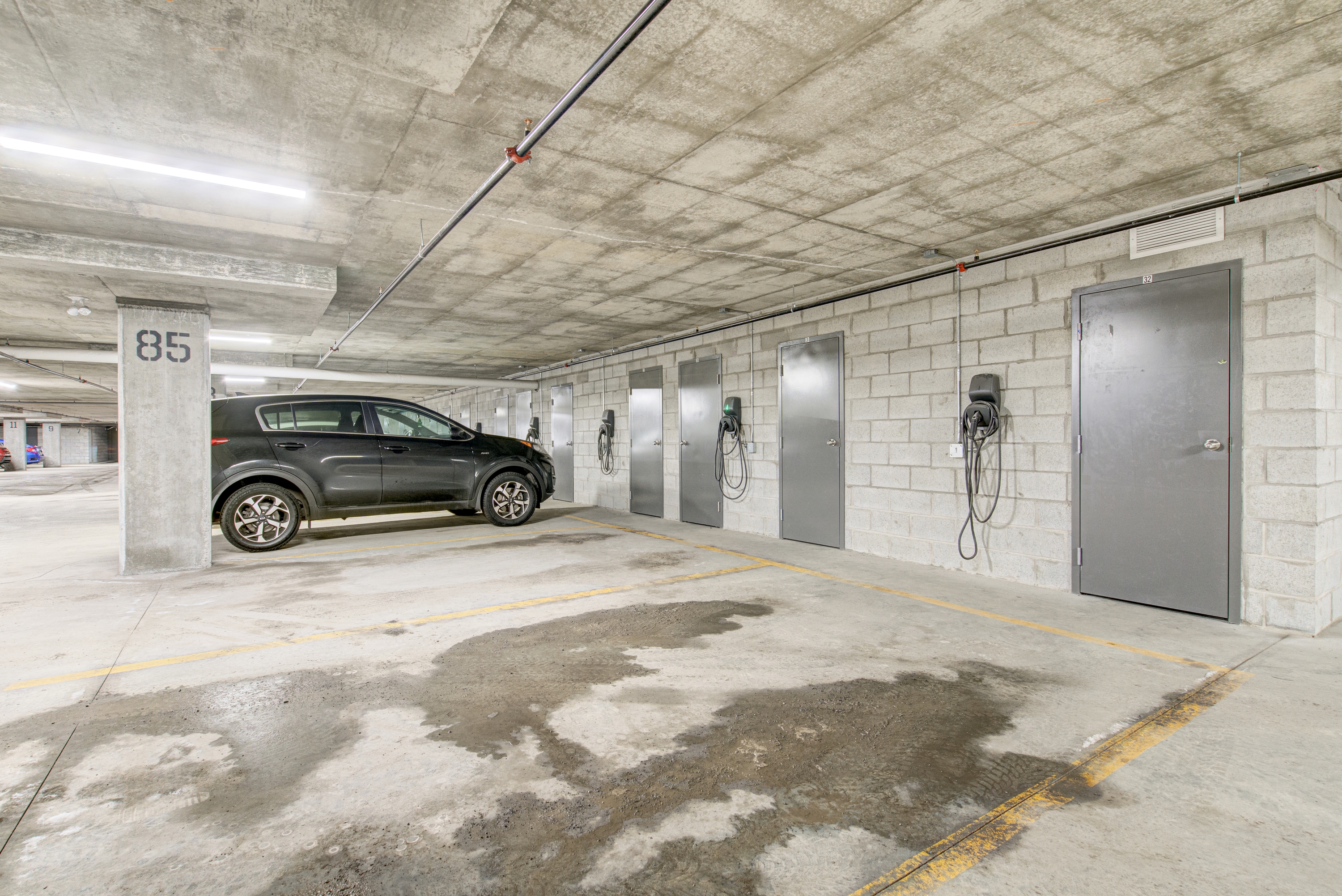 Vivez dans un magnifique appartement de style condo.  | 526976181