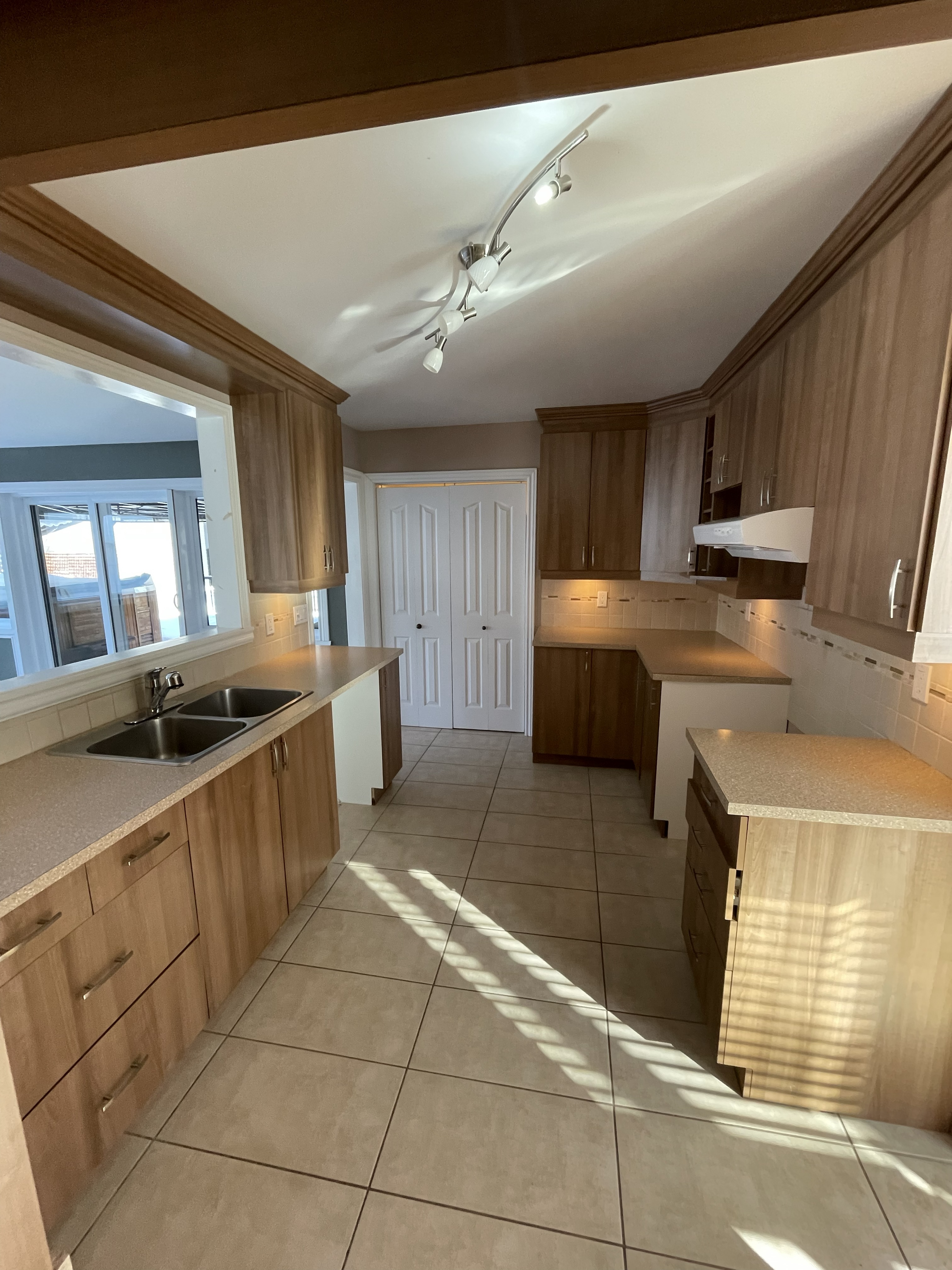 Maison à louer – Delson – Libre maintenant | 1165236127