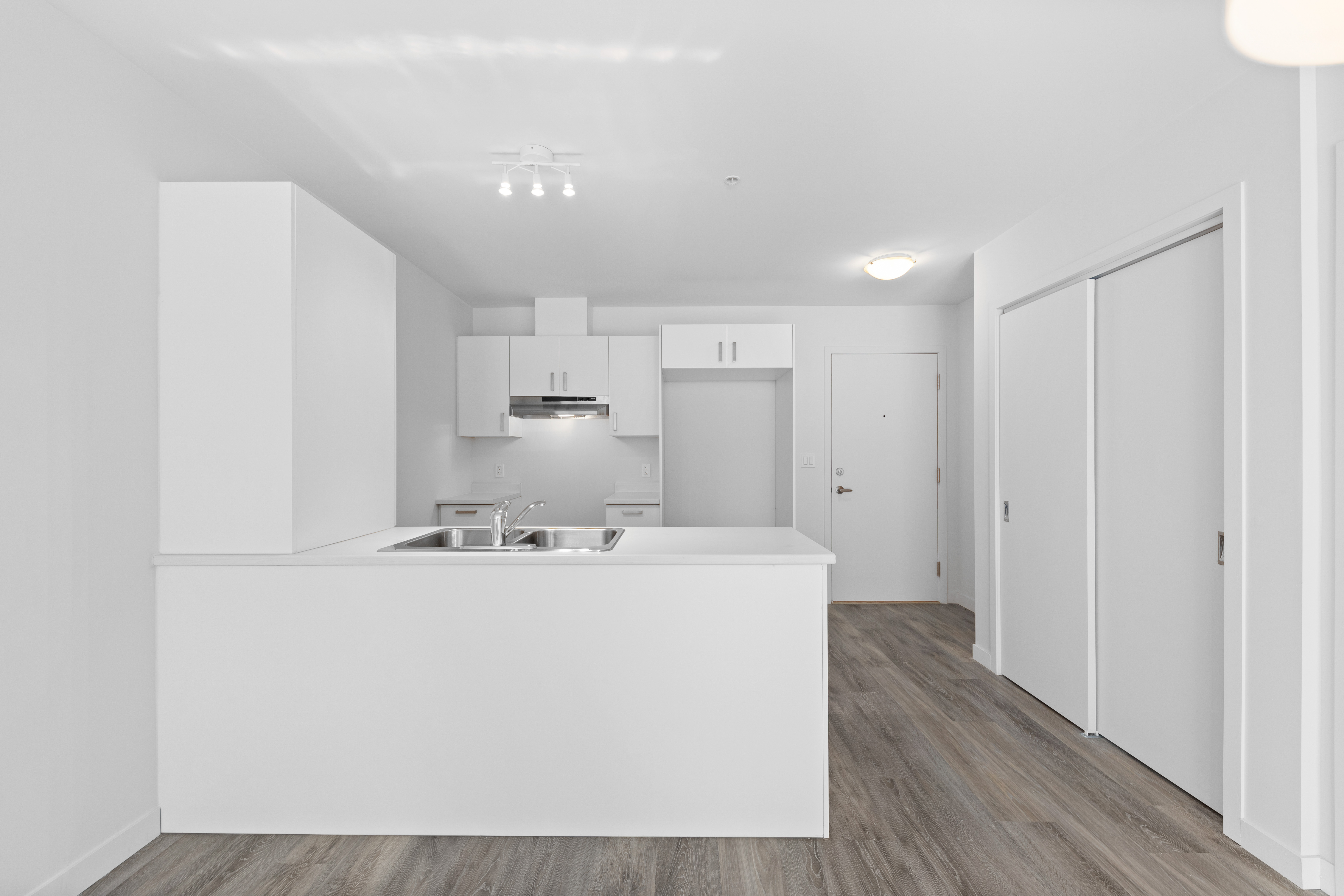 3 1/2 style condo - châteauguay - près de montréal | 4387103