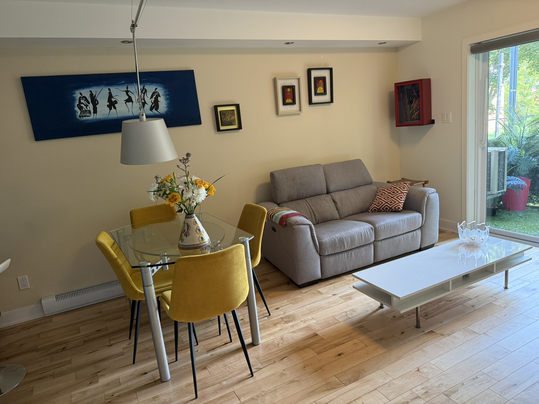 Rosemont - Condo tranquille, lumineux, tout compris | 1212127575