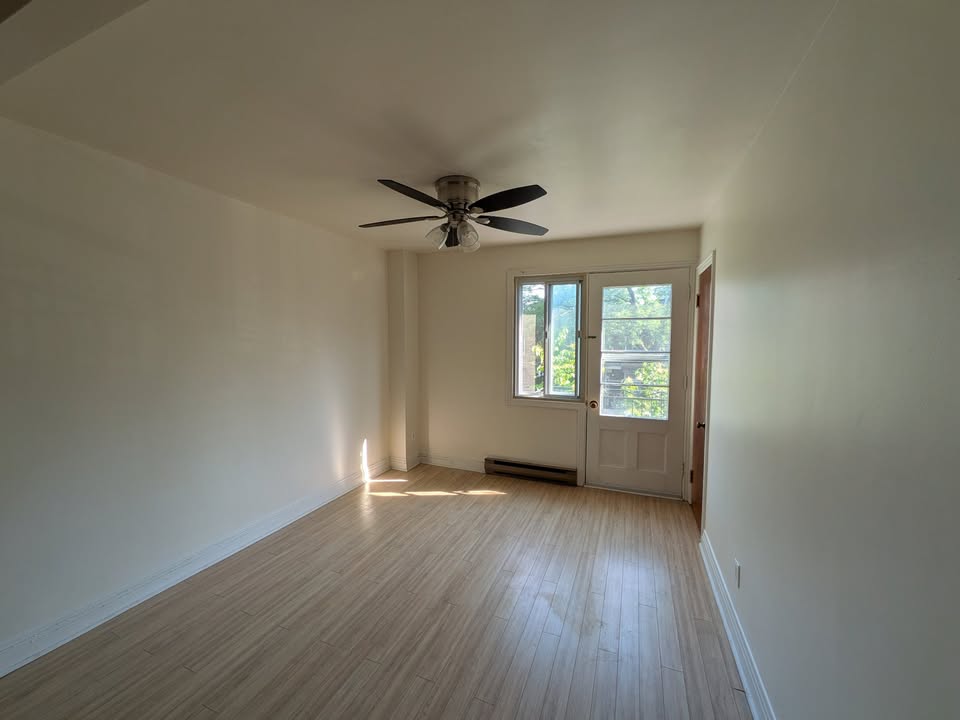 2 ½ dans Rosemont  | 2125981853
