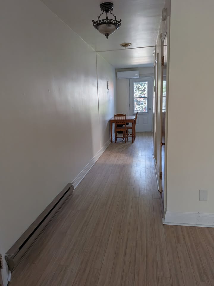 2 ½ dans Rosemont  | 2125981853