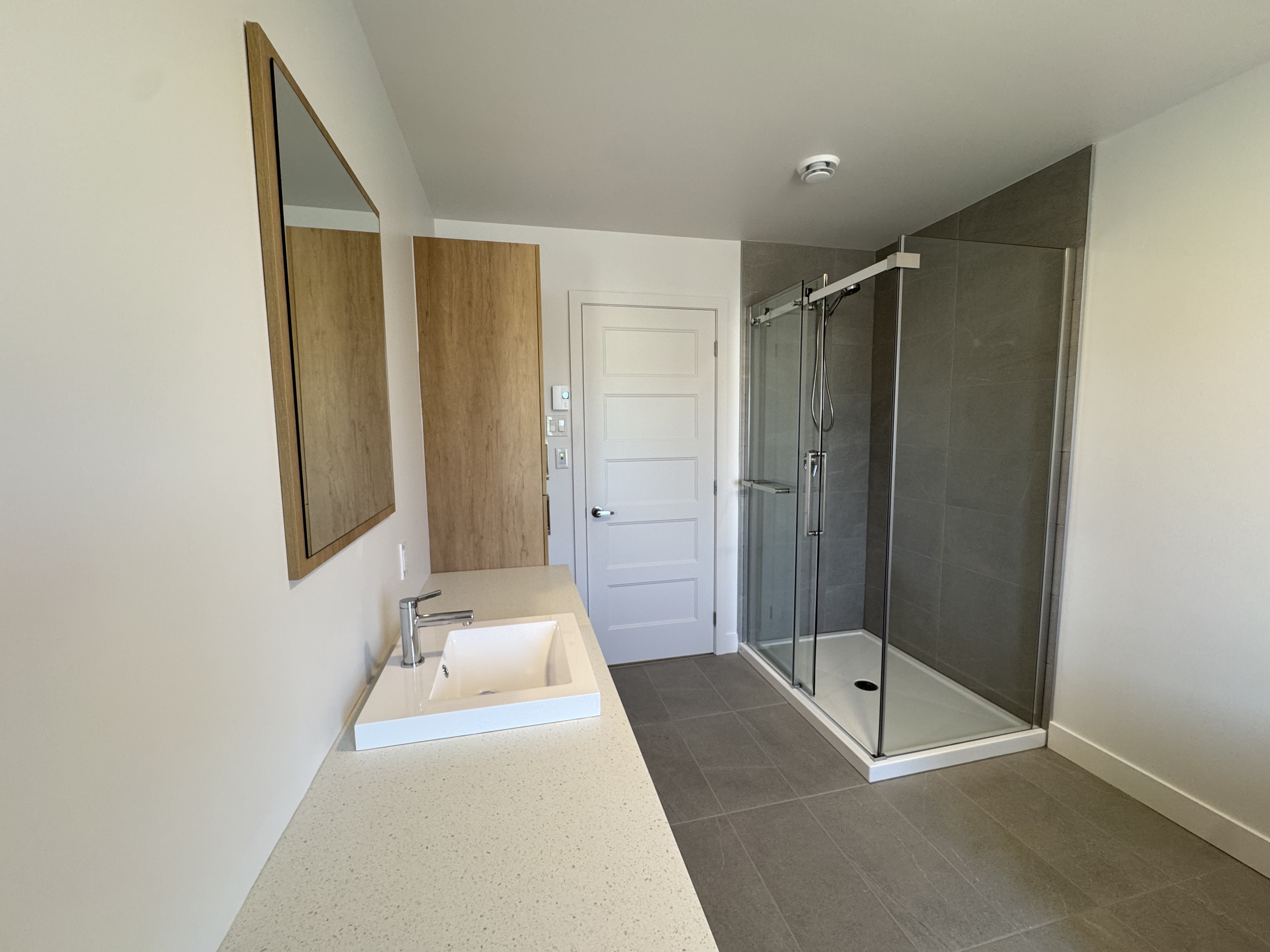 Trois-rivières, logement 4 ½ style condo moderne | 856465417