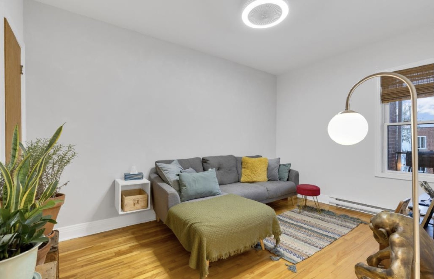 À louer / For Rent 4 ½ lumineux à Lachine (~900 pi²) | 675699304