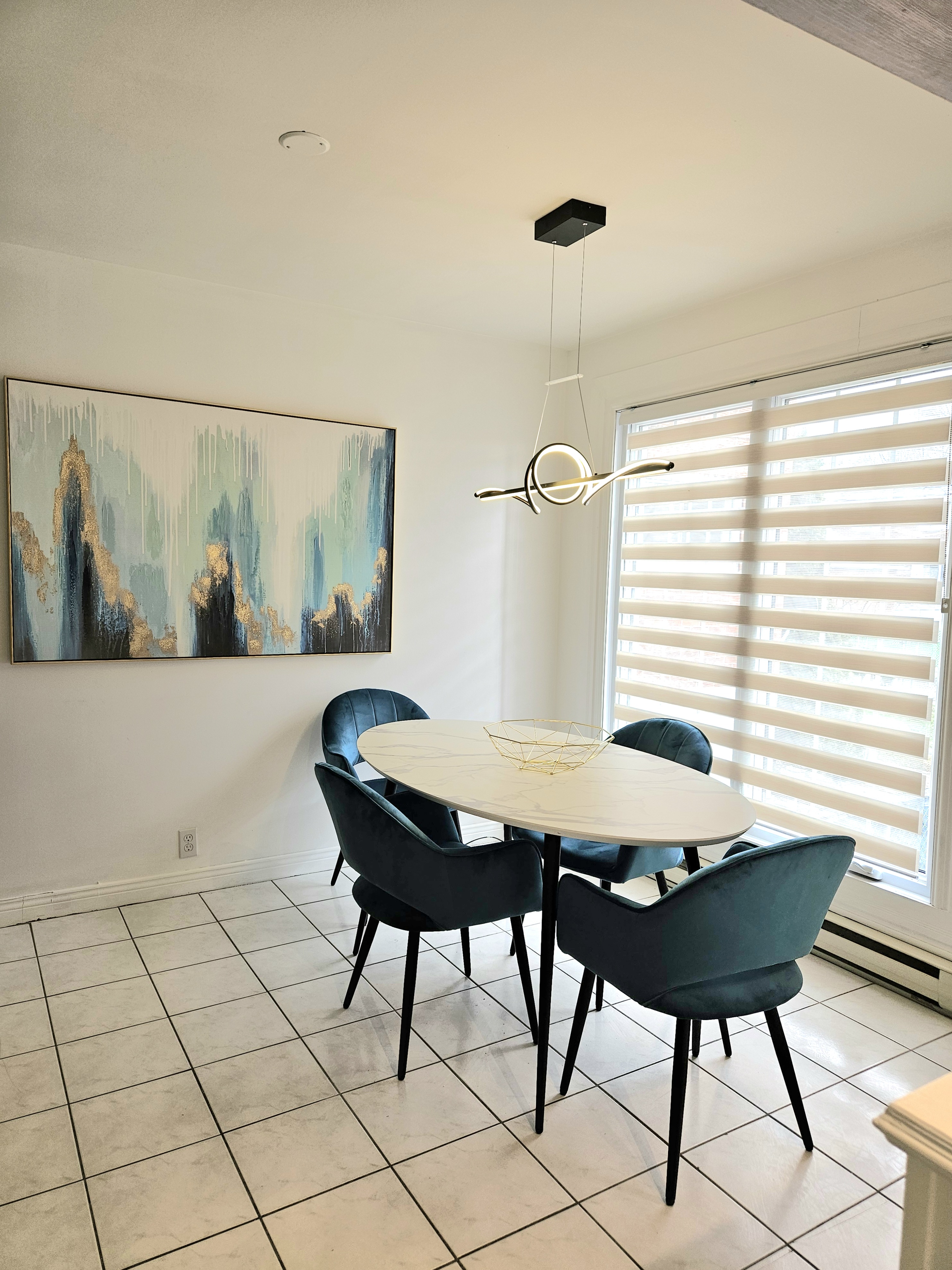 5 1/2 Meublé localisation idéal à Montreal  | 53296893