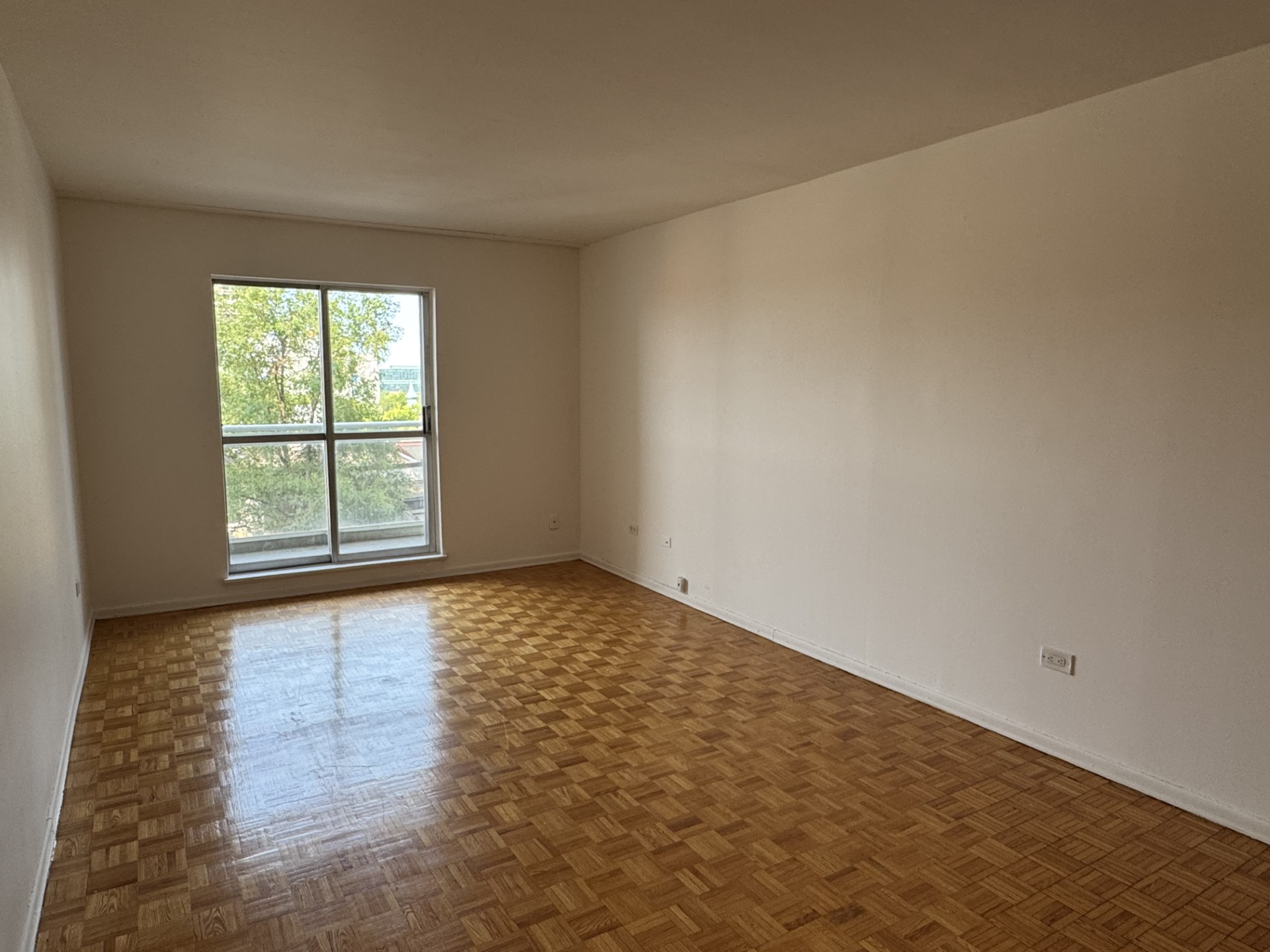 Appartement STUDIO 1 1/2 ACCÈS METRO SHERBROOKE TOUT INCLUS | 1799702251