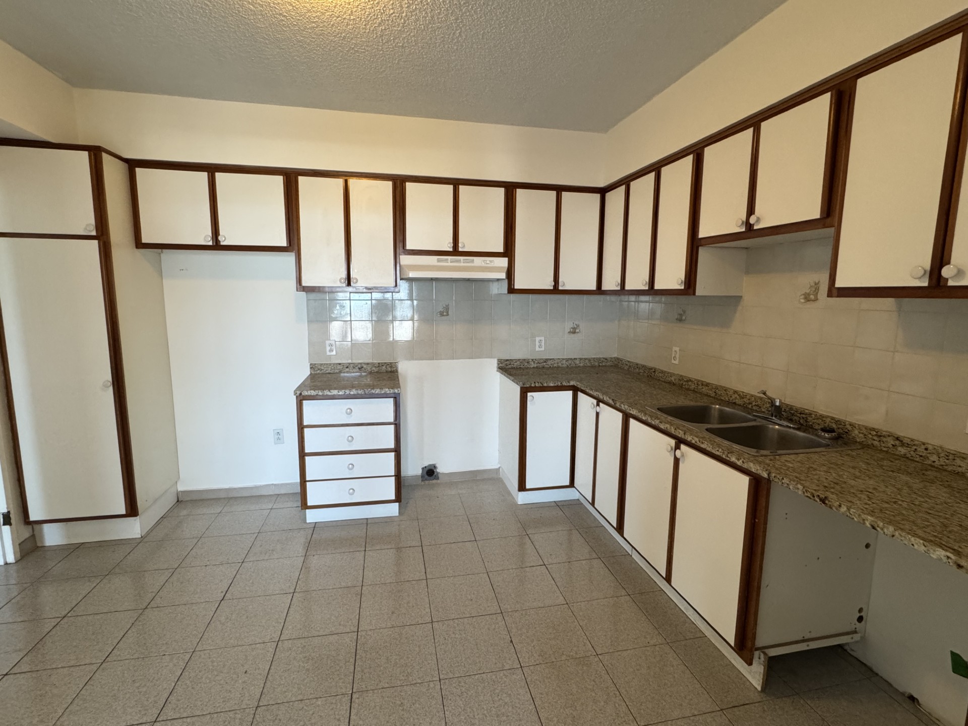 Appartement 4½ 5½ a Louer ST-LEONARD/CONDO LOGEMENT A LOUER | 813076567