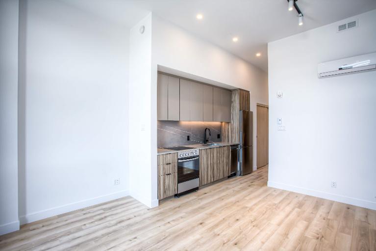 Studio - Outremont - $1,300 /mo