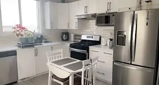 1 Bedroom 1 Bathroom Cozy Northeast Redstone townhome- clean & nice neighborhood | 221 Redstone Street Northeast, Calgary | 2929319