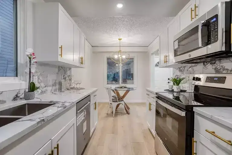 Newly Renovated Townhouse - A MUST SEE!! | 6654 178 Street Northwest, Edmonton | 3074638
