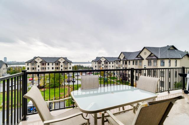 Superbe condo! 2 CAC, 1.5 SDB, 2 stationnements | 3215598