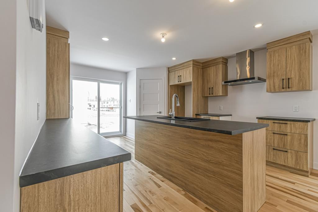 Grande spacieuse et luxueuse maison neuve de 3 chambres à louer. Disponible à louer !!! | 3235660