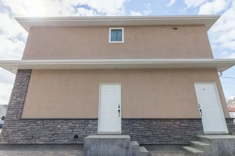 Immaculate 1 bedroom apartment | 10870 96 Street, Edmonton | 2946470
