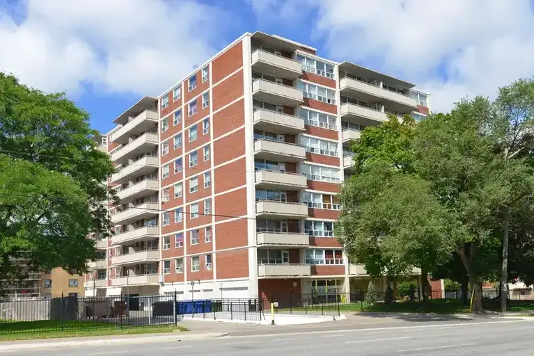 2110 Keele Street | 2110 Keele Street, North York | 2885142