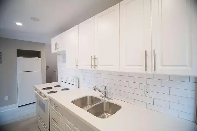 24 Holton Ave S, Hamilton, ON L8M 2L2 | 24 Holton Avenue South, Hamilton | 2962339