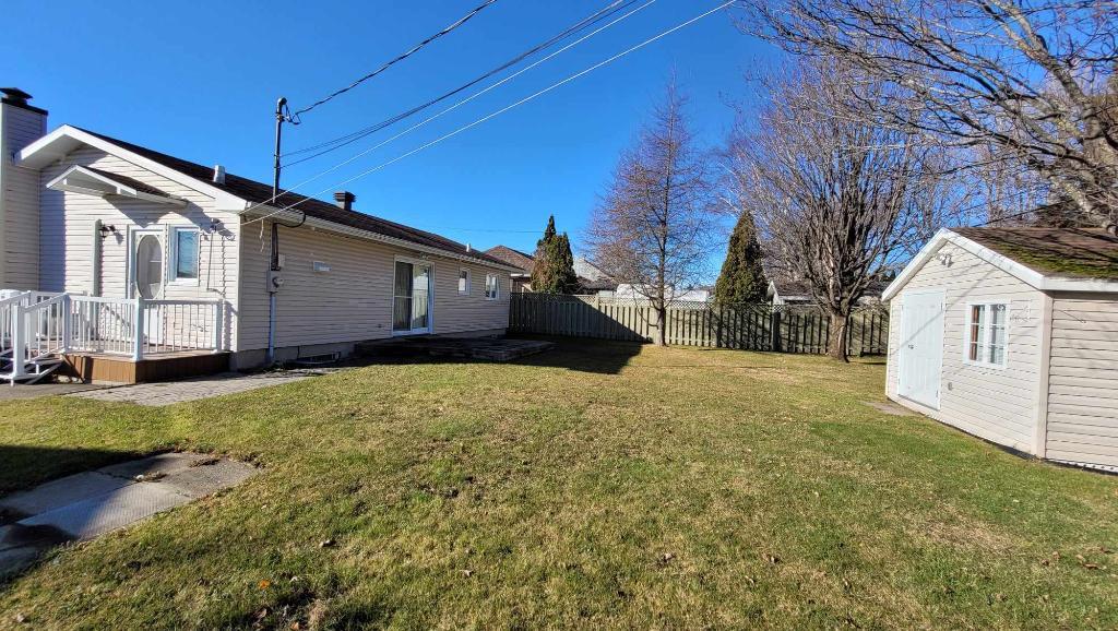 **NOUVEAU PRIX,TOUT INCLUS** DISPO MAINTENANT!! Superbe Maison 3 chambres à louer! Possible de louer semi-meublé aussi! | 3072094