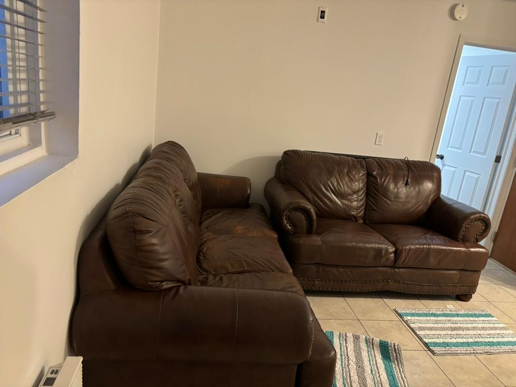 Appartement 2 1/2 à louer, rénové et bien situé, chauffage inclus | 3038180