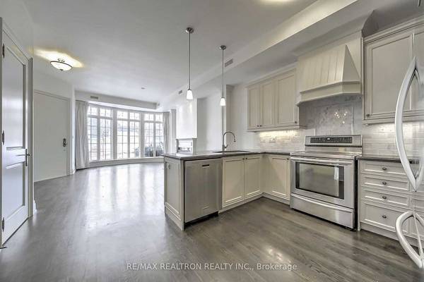 Lower-384 Spadina Rd :Vacant!1-bedroom, 1-bathroom lower level | 2694091