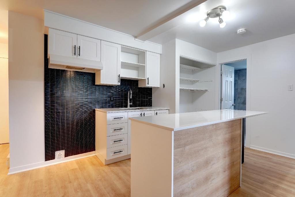 3 1/2 Style-Condo rénové à Mirabel (St-Janvier) - Juillet - Internet inclus | 3236035