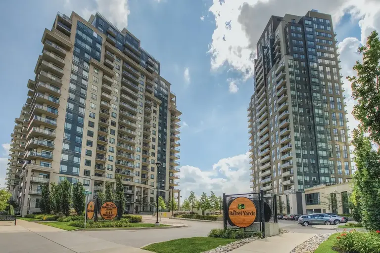 The Onyx | 23 & 29 Barrel Yards Blvd., Waterloo | 2960654