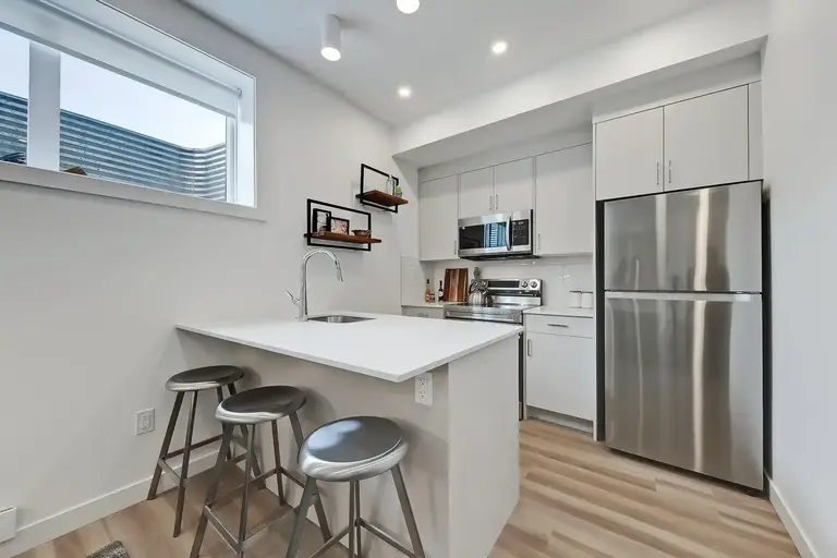 Mount Pleasant Avas | 505 22 Avenue Northwest, Calgary | 2903460