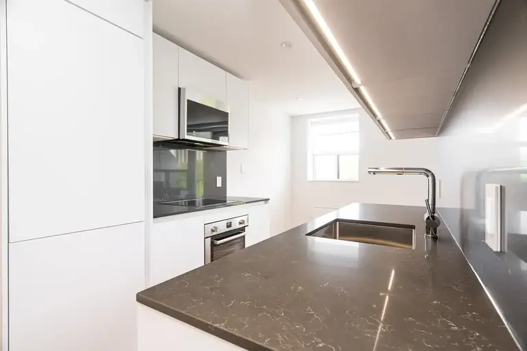 55-56 Eccleston Drive | 55 Eccleston Drive, Toronto | 2952381