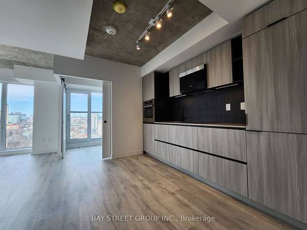 1+1 Bedroom, 1 Bathroom - Rush Condos | 2693939