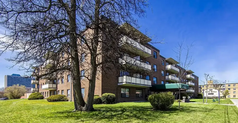 2 Swift Drive | 2 Swift Drive, North York | 2985583