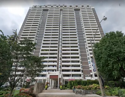 1 room room of 85 m² in Toronto | 2695600