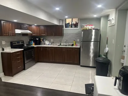 1 room house of 42 m² in Brampton | 2697154