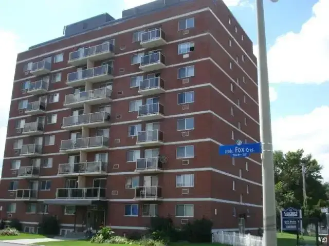Carmel Apartments | 2310 Fox Crescent, Ottawa | 2829344