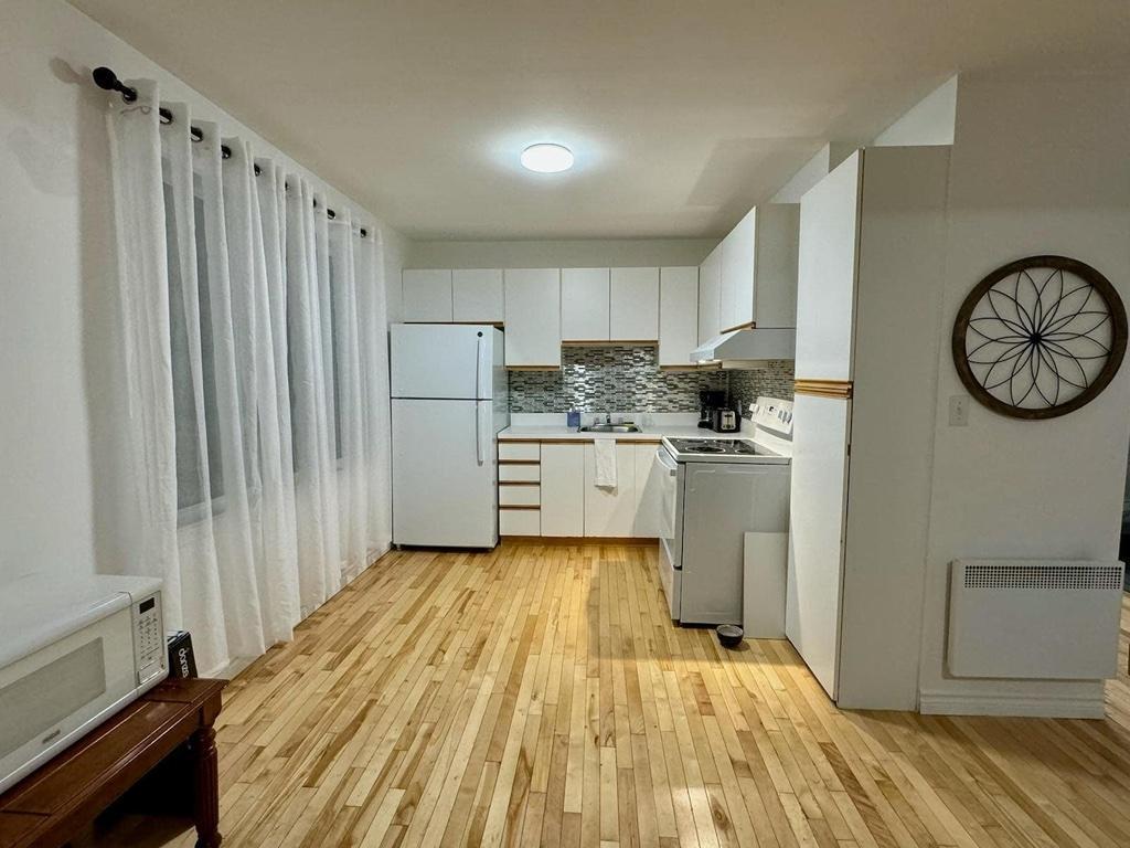 Logement 4 1/2 ( tout inclus) dispo 1ier février | 3198055