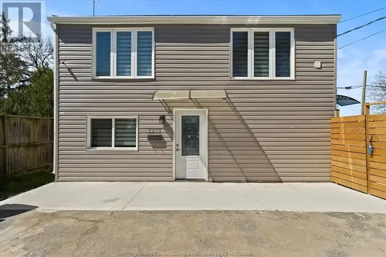 3273 CLEMENCEAU Unit# UPPER | 3273 CLEMENCEAU Unit# UPPER, Windsor | 2892417