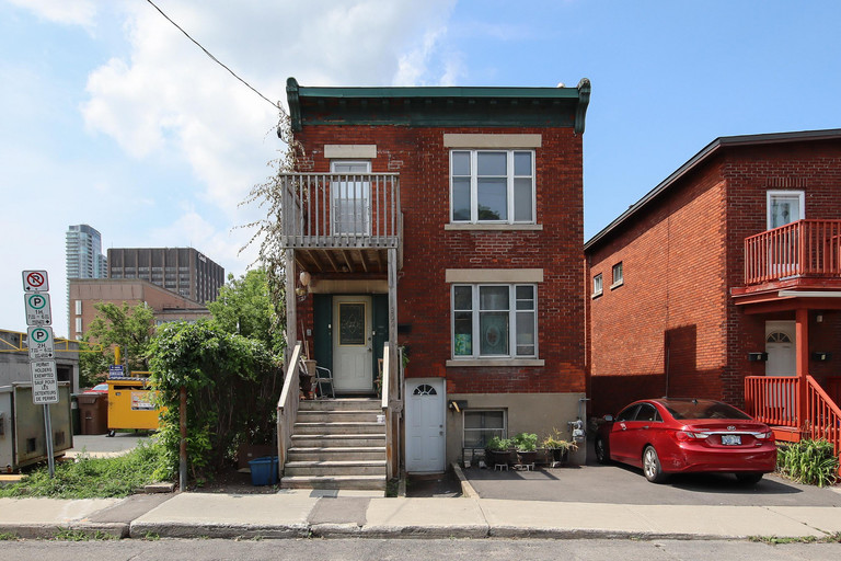 352 Bell Street Unit 3, Downtown - Available from 1st July 2025 | 352 Bell Street South, Ottawa | 2914258