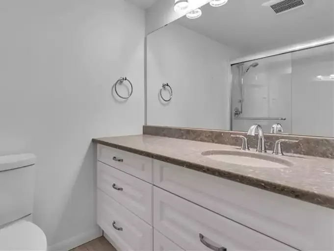 Downtown Core Landmark Residences! | 165 Ontario Street, Kingston | 3041869