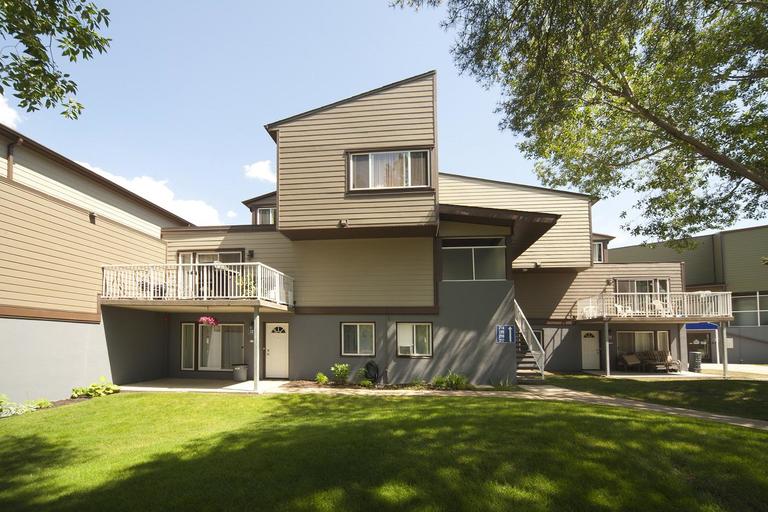 Hillcrest | 107 Hillcrest Pl, Edmonton | 2845147
