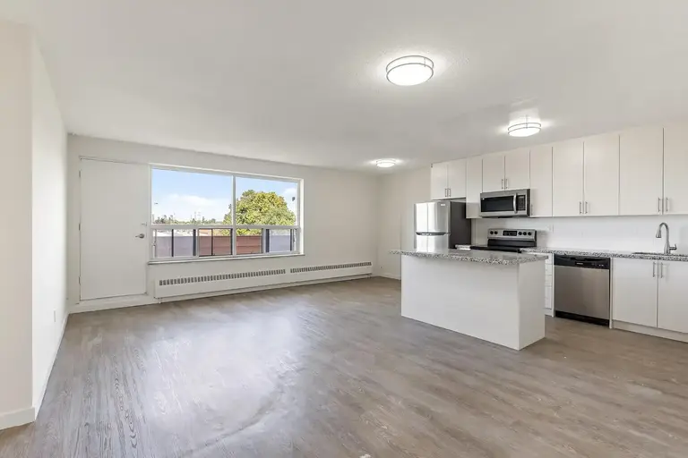 Driftwood Apartments | 101 driftwood ave, Toronto | 2935230