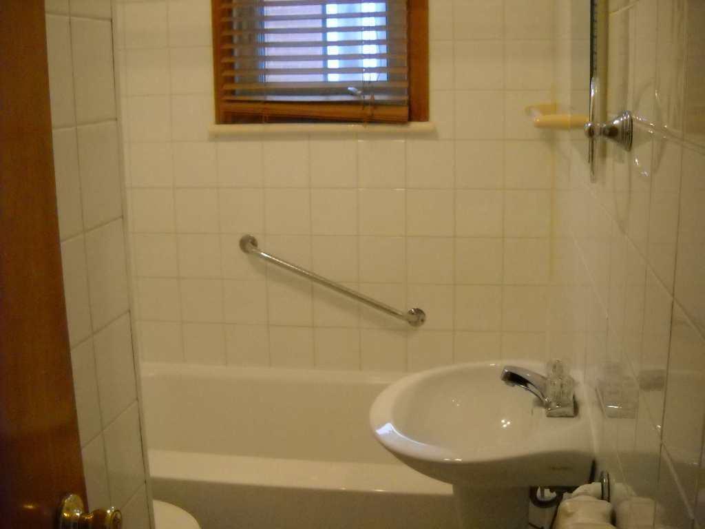 LOGEMENT 4/12 À LOUER LIBRE. | 3202470