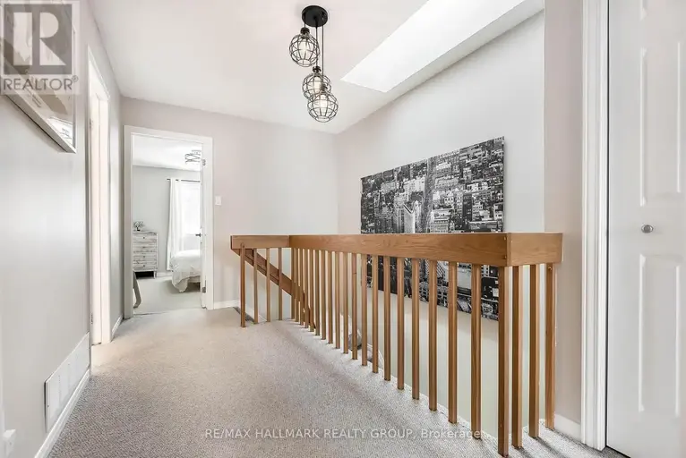 210 PROVENDER AVENUE | 210 PROVENDER AVENUE, Ottawa | 2959634