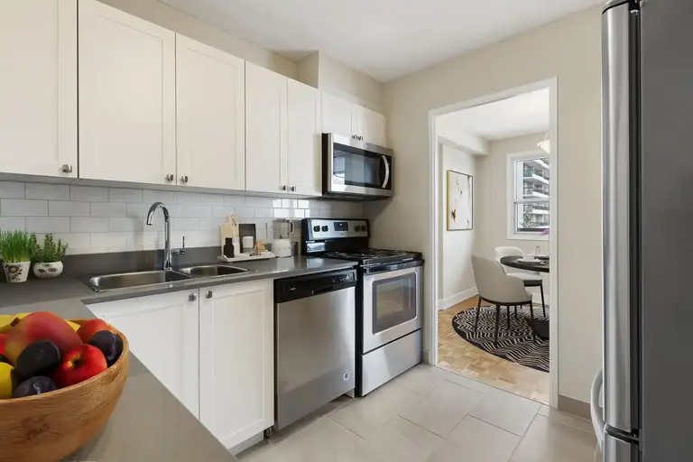 Richmond Park Square | 1275/1285 Richmond Road, Ottawa | 2960620