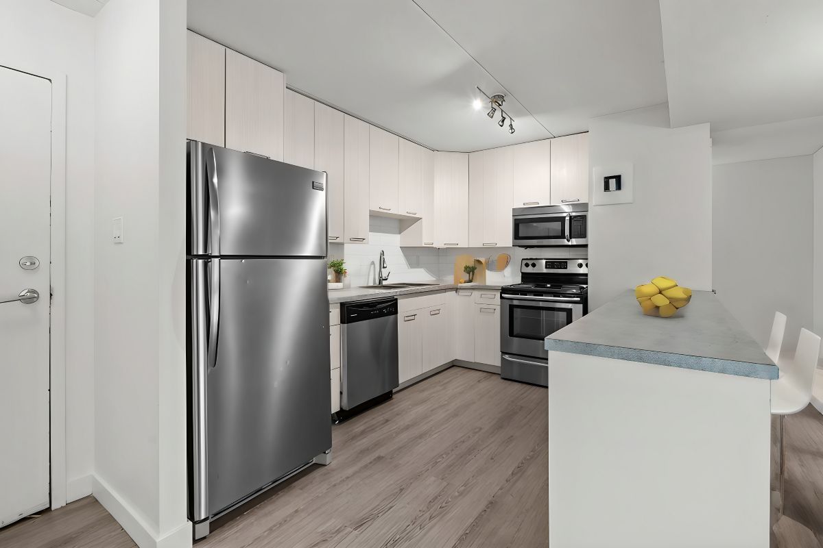 Penthouse Apartments | 2835145