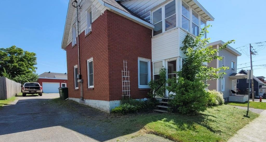 Logement 51/2 rue Laval au 2e étage | 2826787