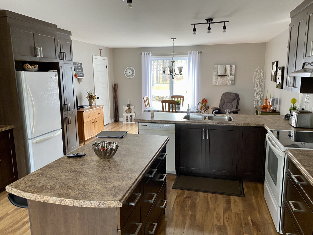 4 ½ STYLE CONDO | EAST-ANGUS | JUILLET | 2826846