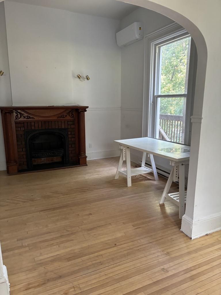 Immeuble - 572 Rue Dufferin 5 Et Demi - Secteur Centre-Ville | 2826875